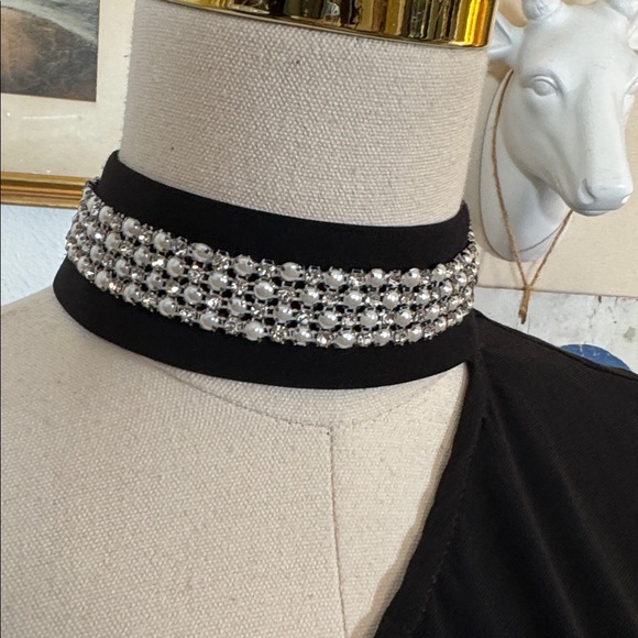 Laundry By Shelli Segal Black One-Shoulder Dress - Picture 2 of 5